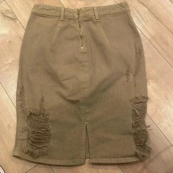 4/$25 Pistola Distressed Denim Pencil Skirt Sz S - Picture 3 of 5